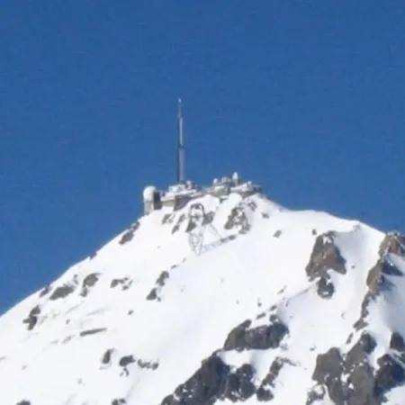 Mongie Tourmalet 90 *